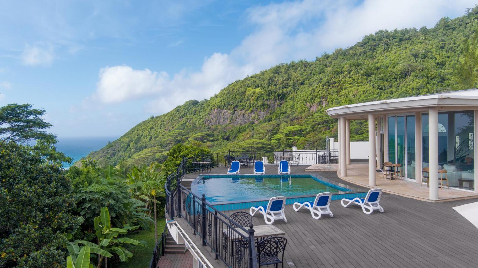 Amanda Villa - Best Value Mountain Top Inn Au Cap Exterior foto